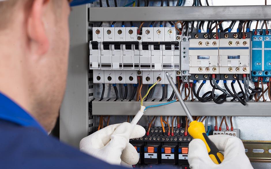 recherche électricien bâtiment Paris 6